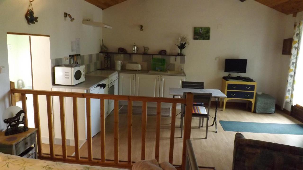 Villa Breesfalt Gite Accomodation Maisonnais-Sur-Tardoire Exterior foto